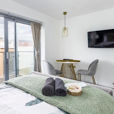 Bow Wharf Apartments London Kültér fotó
