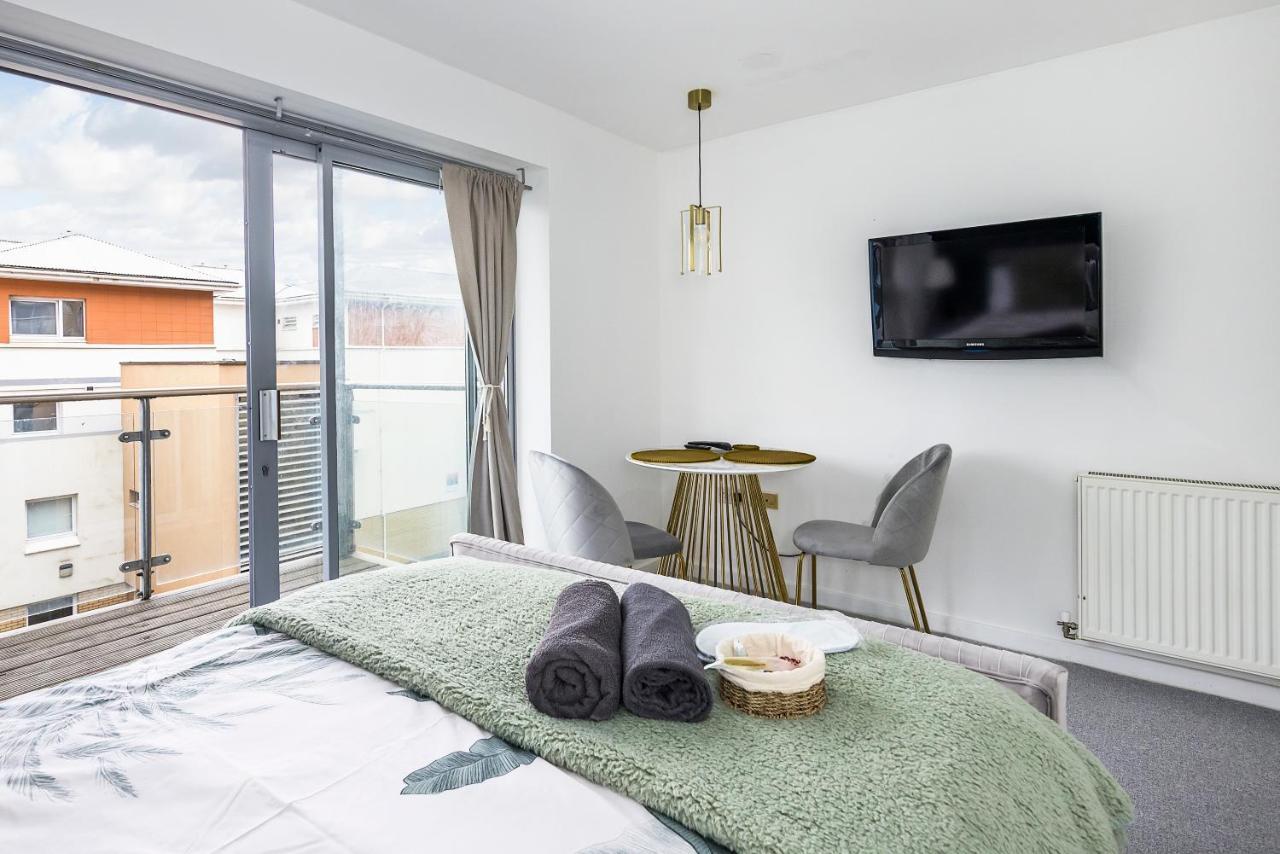 Bow Wharf Apartments London Kültér fotó
