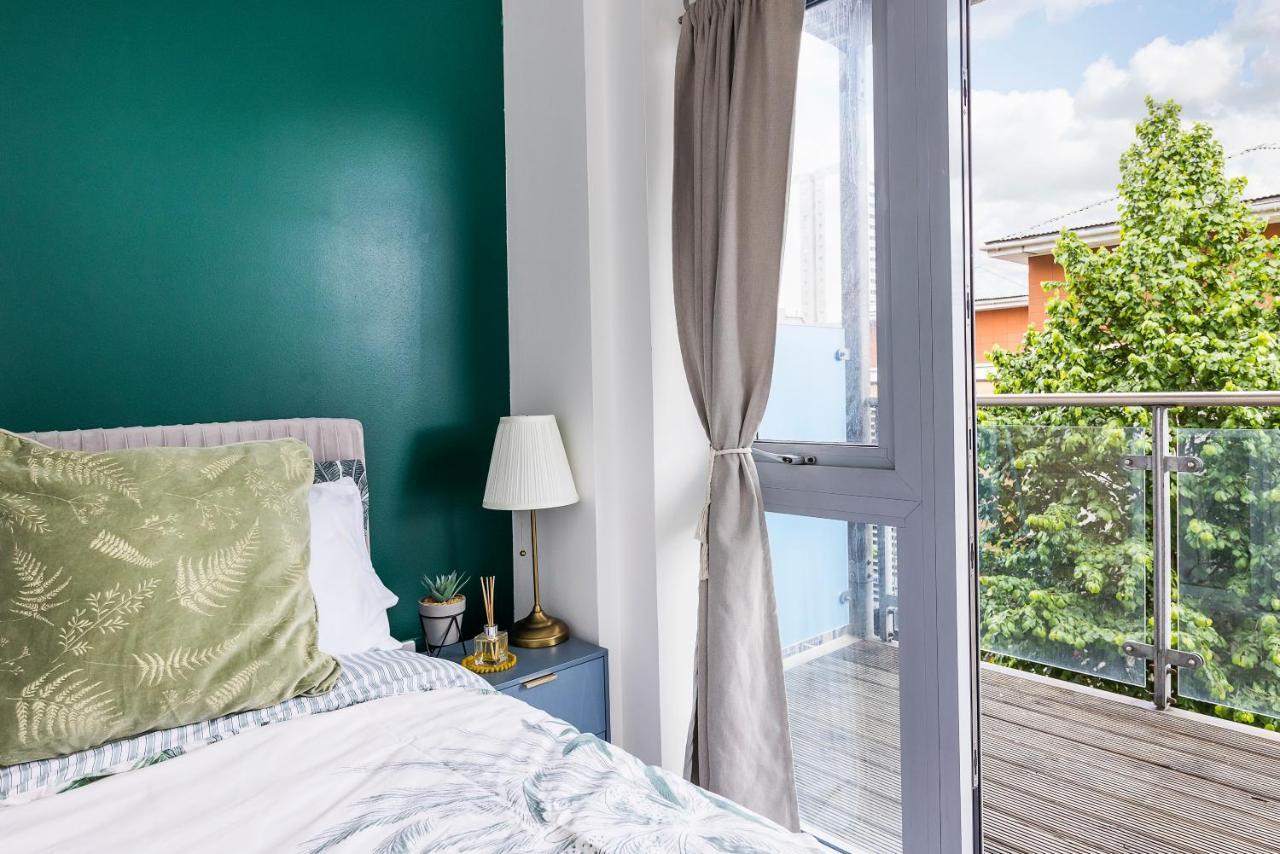 Bow Wharf Apartments London Kültér fotó